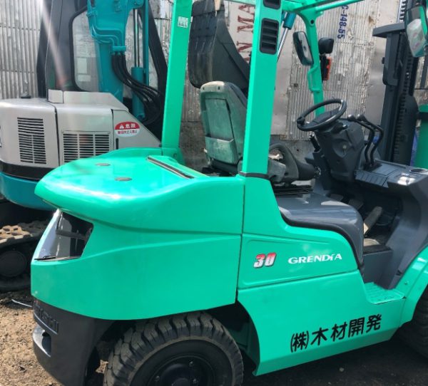 XE NÂNG HÀNG MITSUBISHI 2.5-3 TẤN