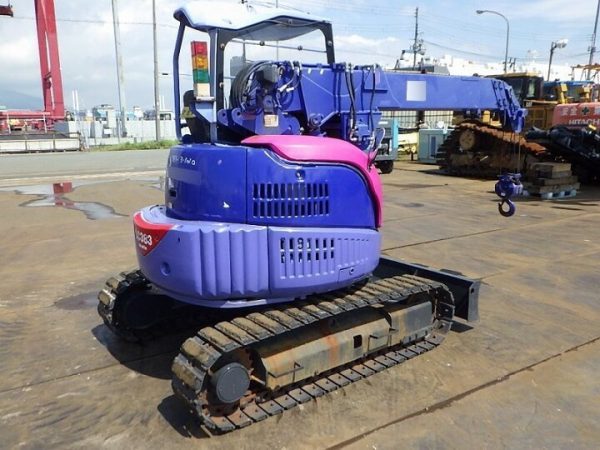 Xe Cẩu Mini 3 - 5 Tấn Komatsu Đời 2004 Komatsu