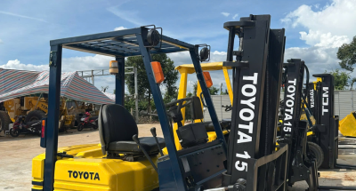 Xe nâng xăng TOYOTA 1.5 tấn cũ nhập khẩu Nhật Bản tại Xe Nâng Đăk Lăk